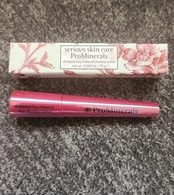 Serious Skin Care Pro Minerals Shimmering Shadow In Shimmering GOLDEN WAND - Image 1 of 4