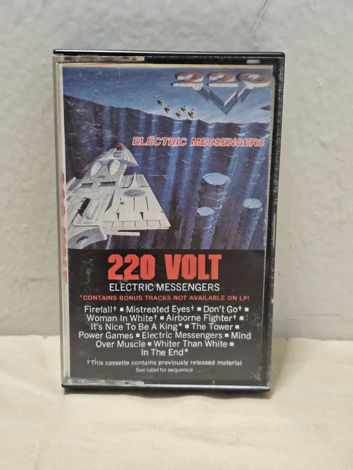 220 Volt Electric Messengers Cassette Tape 1985 CBS Records Tested Works - Bild 1 von 4
