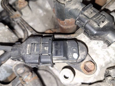 393002a000 Sensor Camshaft Position 9670930001 Kia Rio DE2173602-75 - Image 1 of 4