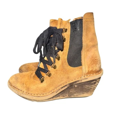 Fly London Suzu Patrol Boots Women's Size 7 Camel Tan Leather Lace Up Wedge Shoe - Image 1 of 4