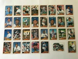 Juego completo de 31 tarjetas del equipo de béisbol Topps 1989 de Milwaukee Brewers - Imagen 1 de 2