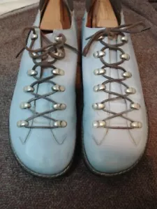 Donald Pliner Blue Lace Up Lug Sole Comfort Shoes Size 9.5 Medium - Picture 1 of 7