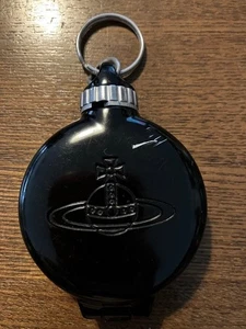 [Fuera de impresión] Cenicero portátil Vivian Westwood negro - Imagen 1 de 3