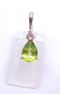 Pendant Peridot and Diamond 9 carat yellow gold - Picture 1 of 6