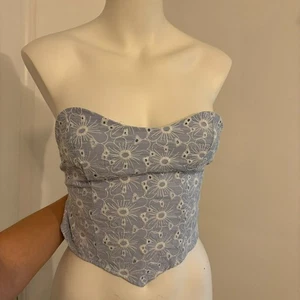 Top sin tirantes floral con dobladillo puntiagudo delicado pradera cottagecore talla grande Shein - Imagen 1 de 7