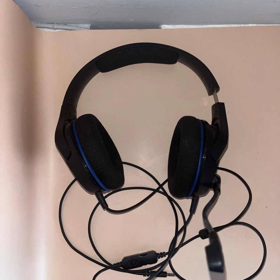 HyperX Cloud Stinger Headset PC Xbox PS4 PS5 Wired Gaming Headphones Black used - Image 1 of 4