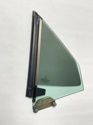 97-04 Mercedes R170 SLK230 SLK320 Cuarto de cristal trasero izquierdo OEM TINTADO Foto 1 de 4