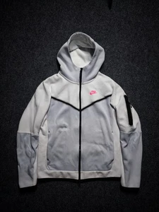 Herren Nike Sportswear Tech Fleece Hoodie Gr. S Sport Equipment  - Bild 1 von 13
