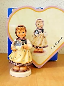 Hummel Figurine "A HEARTFELT GIFT" HUM #856 Goebel SWAROVSKI Crystal MIB R143 - Picture 1 of 9