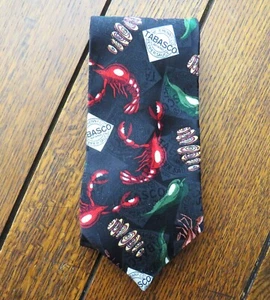 Necktie Tabasco Christmas Red Crabs Green Chilis 100% Silk 3 3/4" Wide - Picture 1 of 2