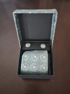 Tie and Cufflinks Gift Set 100% Silk - Image 1 of 4
