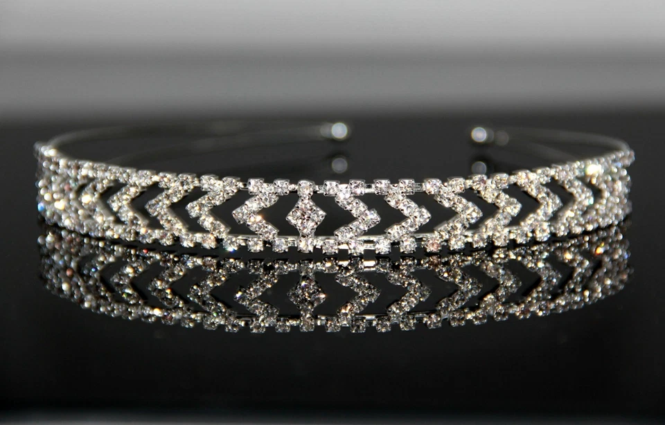 HBH Brautmode I Diadem Haarreifen Strasssteinen Silber - Bild 1 von 1