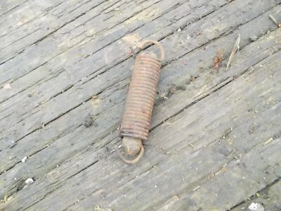 Massey Harris 44 MH tractor Orignal HARD TU FIND Special throttle control spring - Image 1 of 4