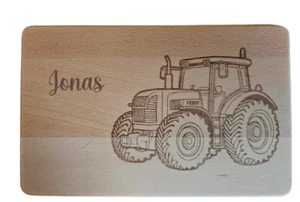 Personalisiertes Frühstücksbrettchen mit Namen - Motiv Traktor Fendt - Bild 1 von 2