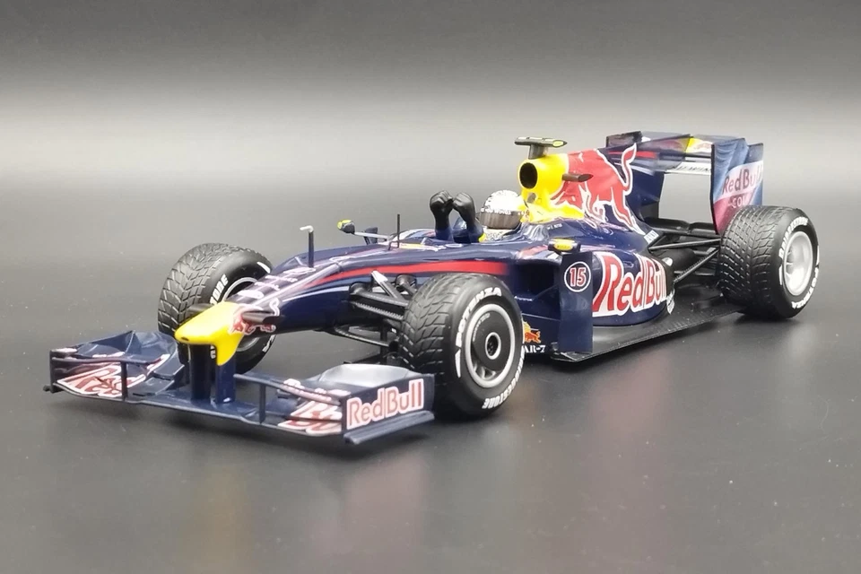 1:18 F1 Red Bull Racing Renault RB5 S Vettel Winner Chinese GP 2009 Minichamps - Immagine 1 di 4