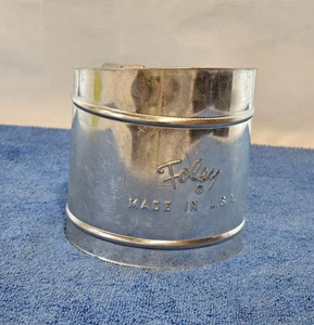 Vintage Foley USA 2 Cup Flour Sifter w/ Metal Squeeze Handle Made In USA - Picture 1 of 4
