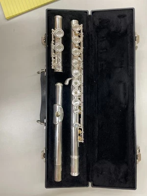 复古 Armstrong 型号 103 C 脚开口长笛带盒 — 第 1/4 张图片