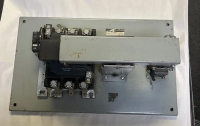 GENERAL ELECTRIC,CR360MA513AA,LIGHTNING CONTACTOR - Image 1 of 4