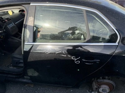 Volkswagen Jetta 2006 1,9 L turbo diésel M/T conductor trasero puerta derecha fabricante de equipos originales Foto 1 de 3