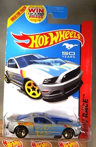 2014 Hot Wheels #161 HW Race-Track Aces '13 FORD MUSTANG GT Gray Varia w/Gold5Sp - Picture 1 of 5