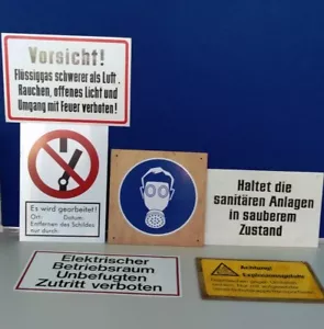 Verschiedene Schilder - Bild 1 von 7