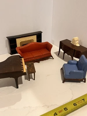 Renwal PIANO Sofá Silla Chimenea Vintage Miniatura Casa de Muñecas Muebles 1:16 Lote Foto 1 de 4
