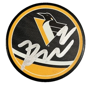 Rutger McGroarty Pittsburgh Penguins Firmado Autografiado Reverso Retro Logo Puck - Imagen 1 de 2
