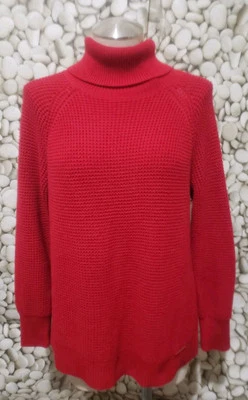 Suéter Michael Kors Talla Pequeña Rojo Waffle Cuello Alto Manga Larga Navidad Foto 1 de 4