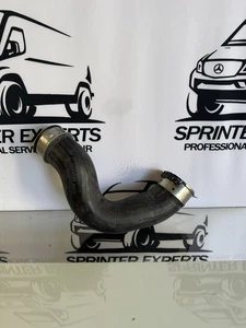Mercedes Benz Sprinter 2019-2022 carga derecha enfriador de aire manguera A9075282200 OEM - Imagen 1 de 5