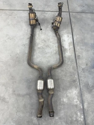 Juego de tubo de escape izquierdo y derecho del motor Mercedes W207 E350 C350 tracción trasera OEM Foto 1 de 4