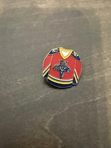 NHL Florida Panthers Red Jersey Pin Vintage Hockey OOP Great Gift! - Picture 1 of 2
