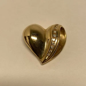 Ciondolo diapositiva cuore gonfio in oro giallo 14 carati con diamanti, 6,7 grammi, 0,75" x 0,75" - Foto 1 di 7