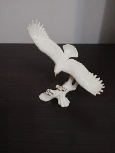 Amazing Lenox Porcelain Eagle figurine Ivory/Gold 5" tall Excellent Condition  - Picture 1 of 5