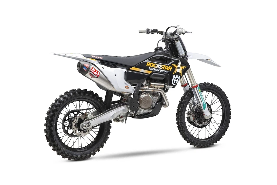 Sistema de escape Yoshimura 262540S320 serie RS12 FS SS-Al-CF Husqvarna/KTM Foto 1 de 1
