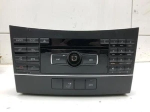 CD-Radio Mercedes-Benz E-Klasse W212 2129004910 P22537143 - Bild 1 von 4
