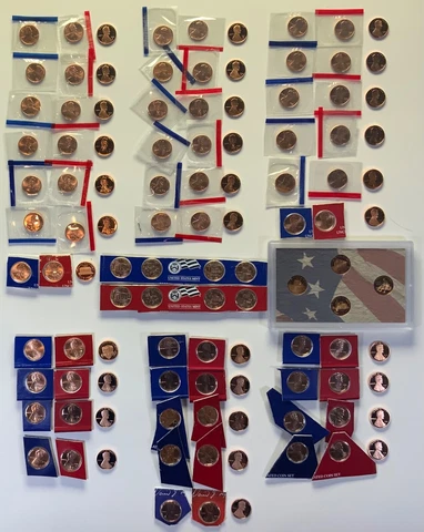 1990 - 2004, 2005 - 2022 Lincoln Cent 105 PDS Set w70 Mint Set PD BU + 35 Proofs Cover