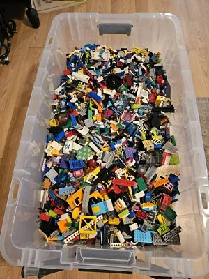 Lego By The Pound : Bulk Lego 1 Pound, Each Pound You Buy, Get A Half Pound Free - Image 1 of 2