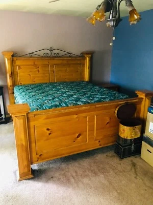 California King Quality Wood 6 Piece Bedroom Suite - Image 1 of 4