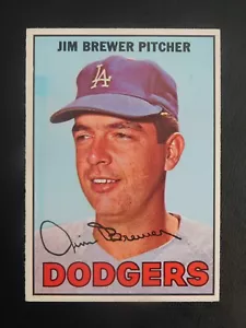 Tarjeta de béisbol Topps #31 1967 de Jim Brewer (casi nueva) - Imagen 1 de 2