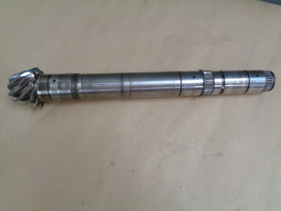 Ferrari 430...Eje de transmisión,,Parte# 197811 Foto 1 de 4