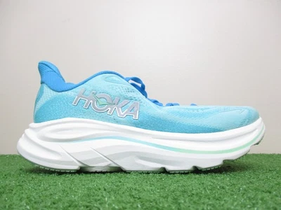 Hoka Clifton 10 女式 8 码 B 码 Skyward 蓝色运动鞋 1162031 SKYW — 第 1/4 张图片