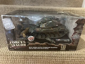Unimax Forces of Valor 1:32 U.S. M60A1 Patton Tank, USMC Kuwait 1991, Nr. 80209 - Bild 1 von 11