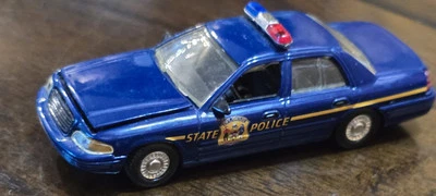 3.25" SpecCast 1/64 Scale 2001 Ford Crown Victoria Delaware State Police Car - Image 1 of 4