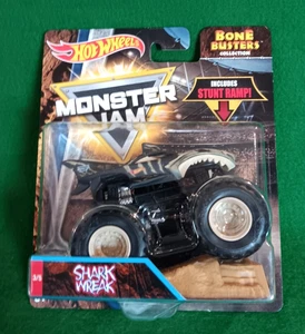 Camión Monster Jam Hot Wheels 1/64th Shark Wreak, serie Bone Busters, ¡¡NUEVO EN PAQUETE!!! - Imagen 1 de 3