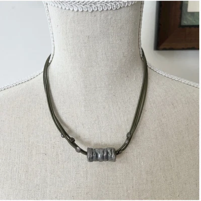 Collar Colgante Silpada Plata Esterlina Cuero Verde Tubo Martillado Cuentas N1481 Foto 1 de 3