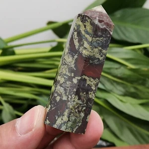 1pcs Pietra Sangue Drago Naturale Obelisco Quarzo Cristallo Punta Bacchetta Reiki 40g+ - Foto 1 di 8
