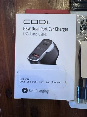 Cargador de Coche CODi 65W Doble Puerto con USB-C y USB-A Carga Rápida 3.0 Salidas NUEVO Foto 1 de 3