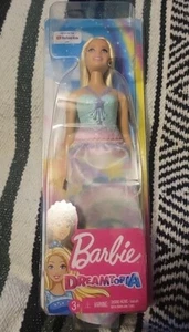 Barbie Dreamtopia rubia con curvas hermosa Barbie nueva en caja 2018 - Imagen 1 de 5