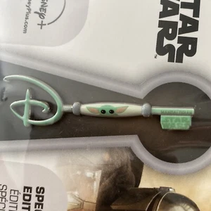 Disney Star Wars Key 2020 The Mandalorian Pin Grogu Baby Yoda Edición Especial - Imagen 1 de 5
