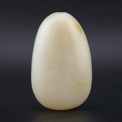 ANTIGUA BOTELLA DE TABACO CHINA QING TALLADA BLANCA DE GUIJARROS DE JADE HETIAN DEL SIGLO XVIII/XIX Foto 1 de 4